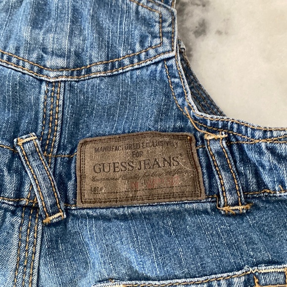 Guess baby overalls ( box 7) - Picture 4 of 5